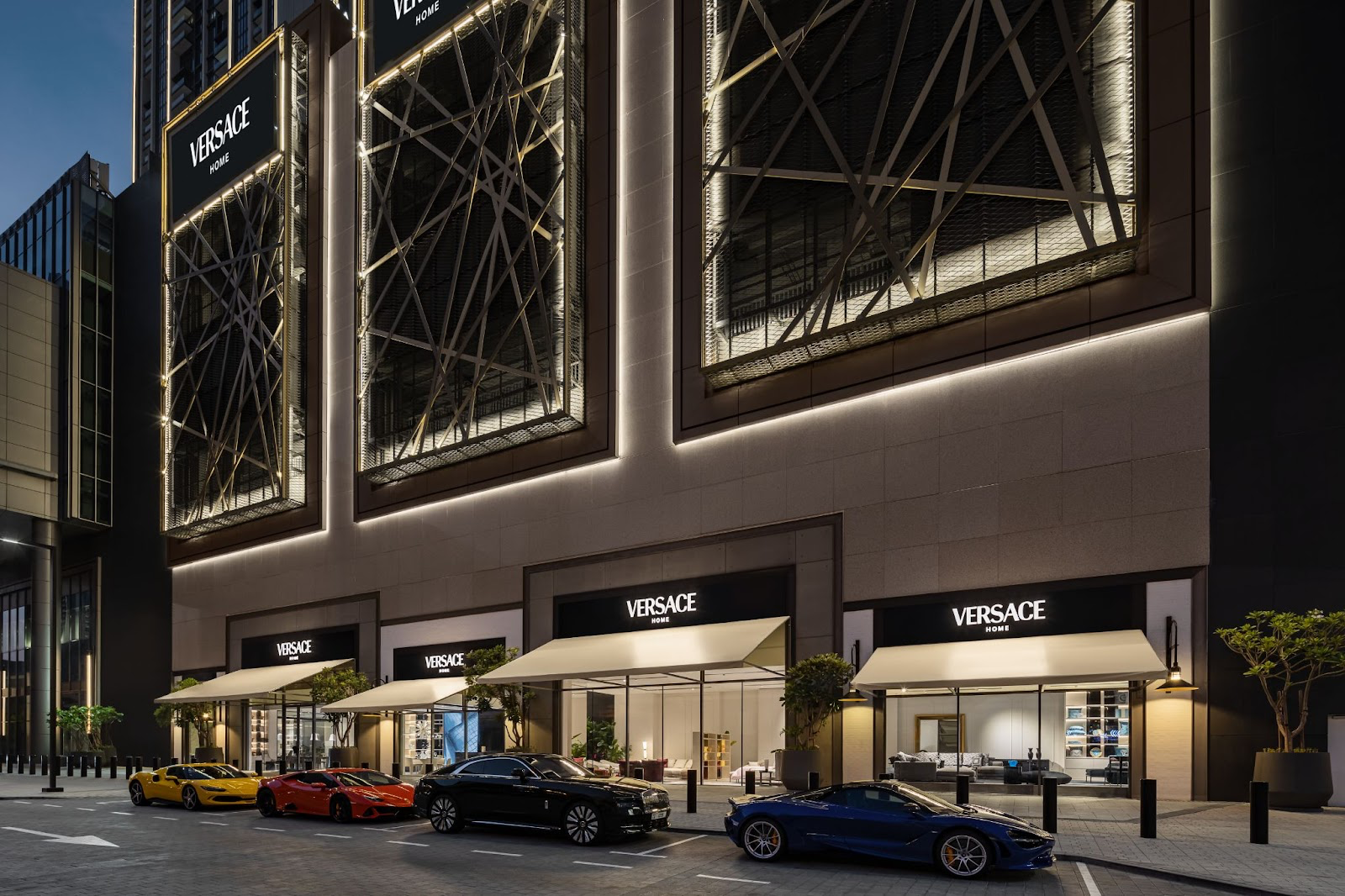 Solomia Home Debuts Award-Winning Versace Home Flagship in Dubai