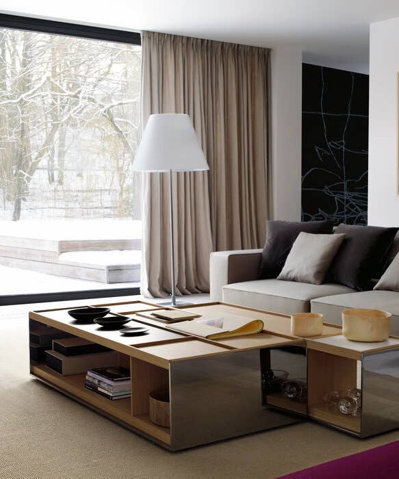 Surface: Серия многофункциональных столиков