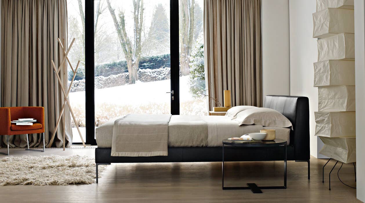 سرير تشارلز المزدوج