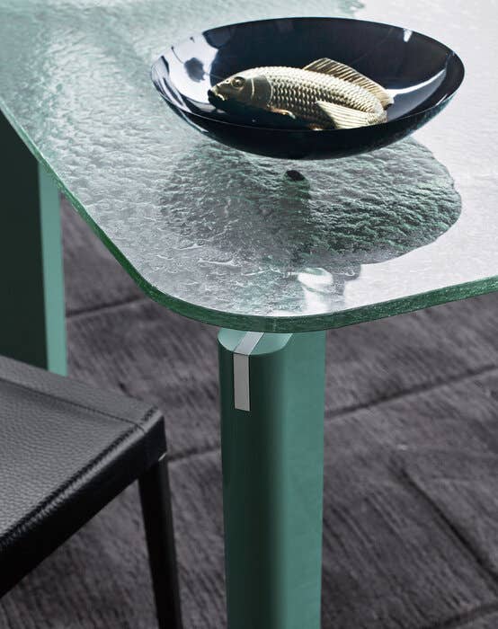 Дизайнерский стол Oskar