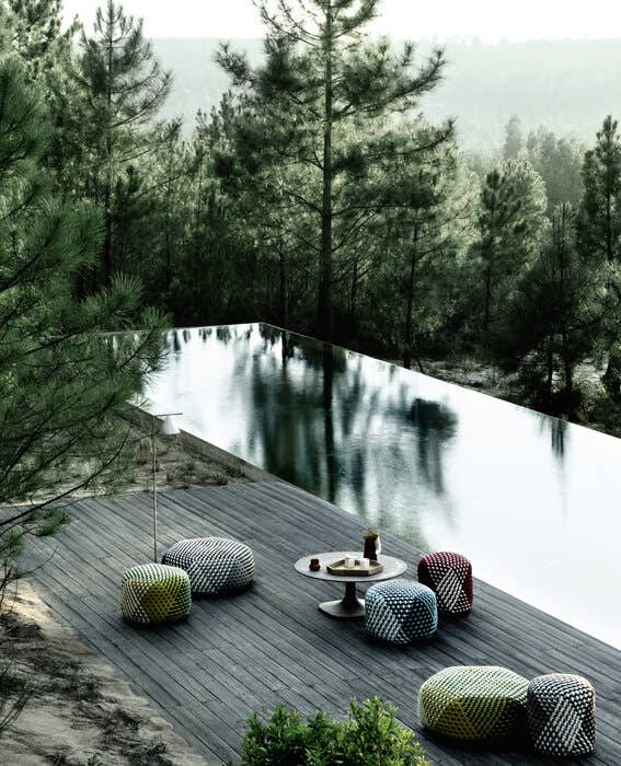 Пуф Tramae: Современный Дизайн и Уникальное Плетение