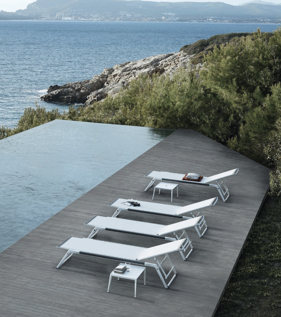 كراسي استرخاء Mirto الخارجية