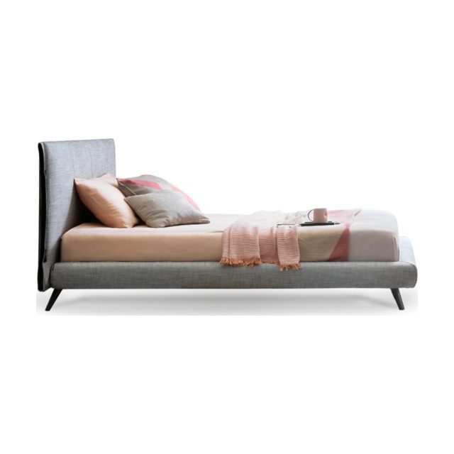 Cuff single bed