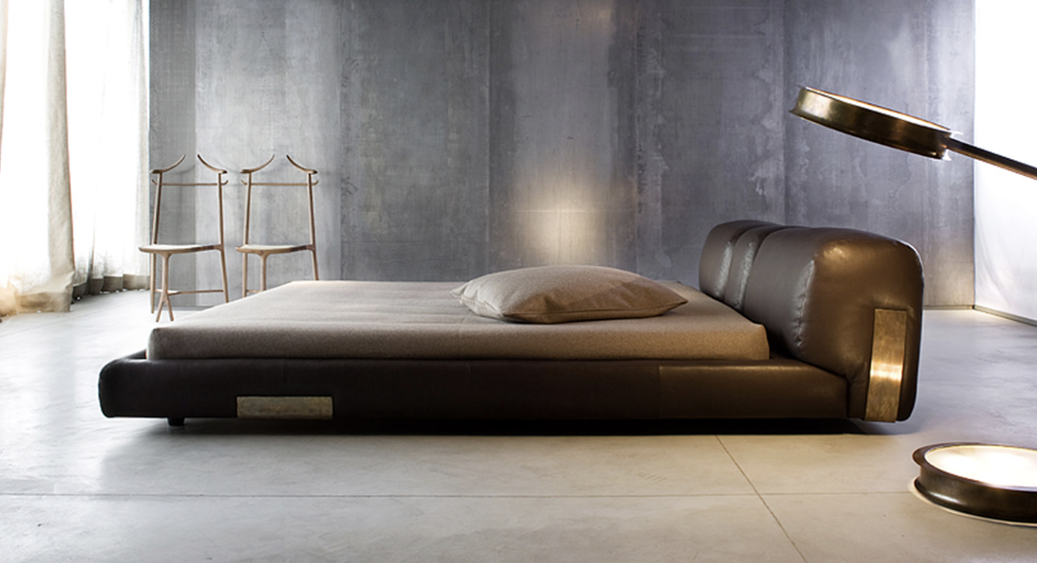 Дизайнерская кровать DC от Винченцо Де Котииса