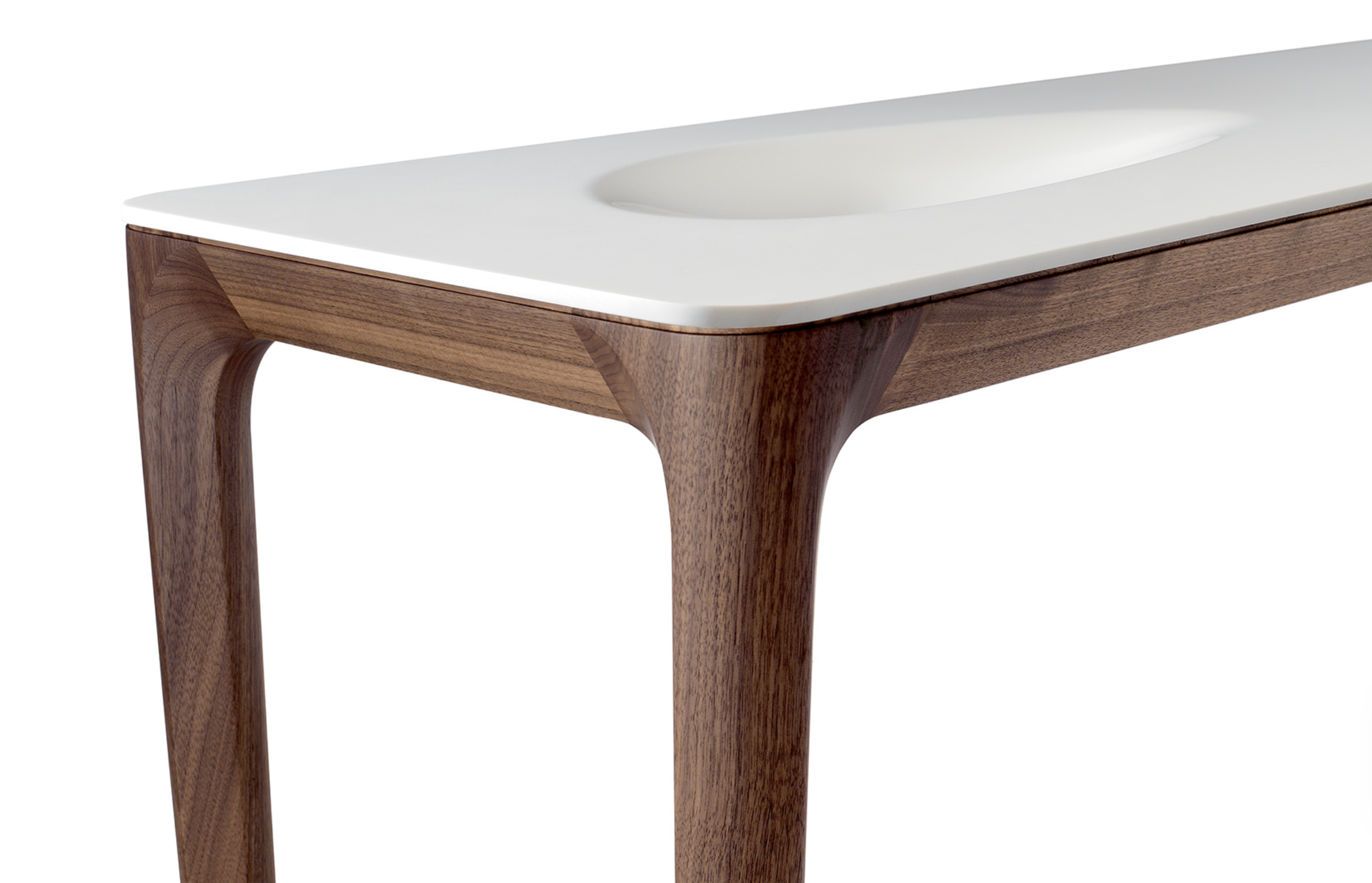 Консоль Luna: Элегантность и функциональность