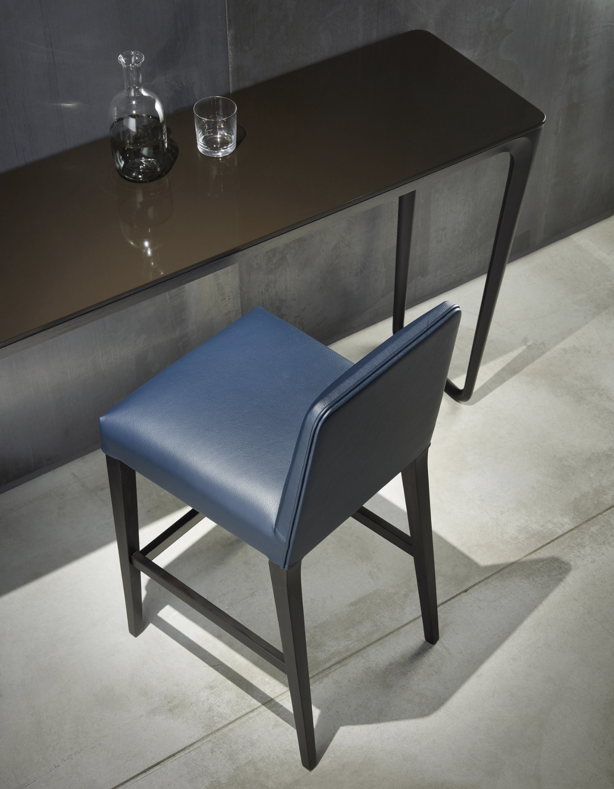 كرسي بار كلاسيك | روبرتو لازيروني