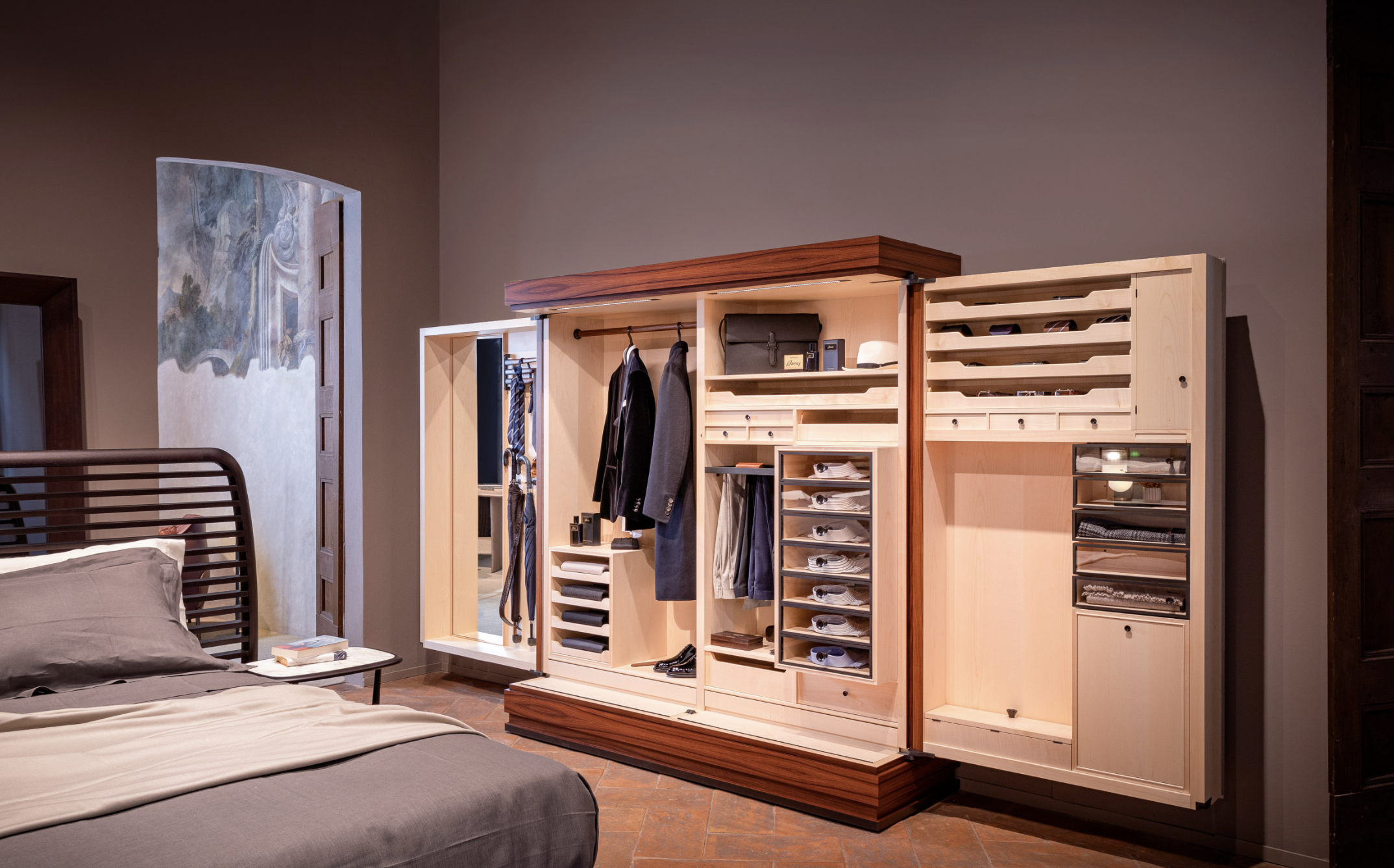 Шкаф Gentleman от Ceccotti Collezioni