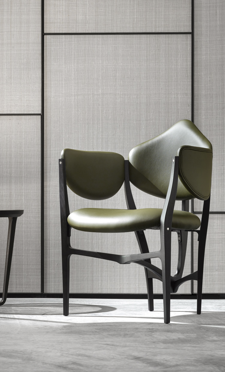 Stellage 52: الكرسي بذراعين الأيقوني