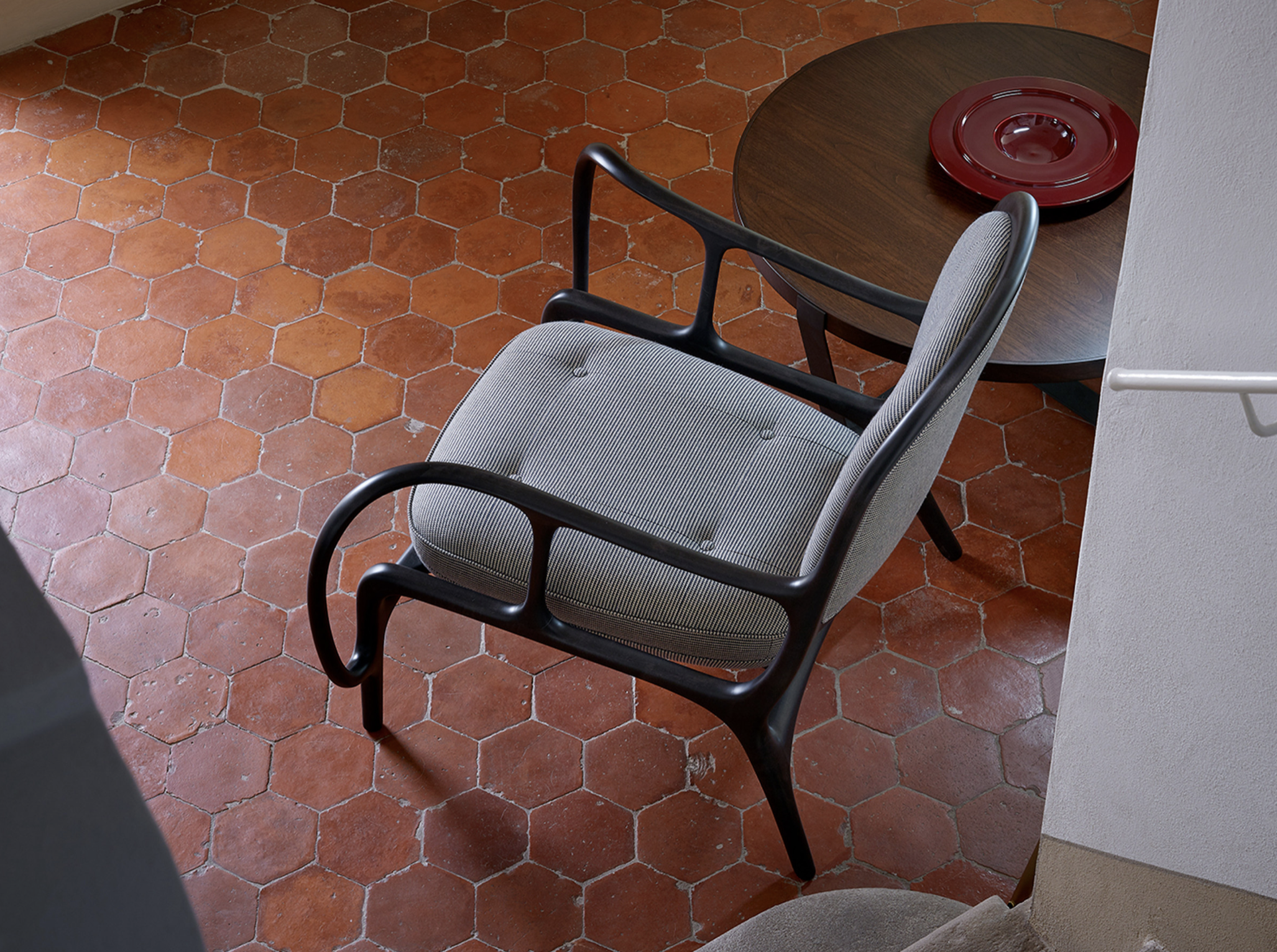 Дизайнерское кресло Twenty Two от Jaime Hayon