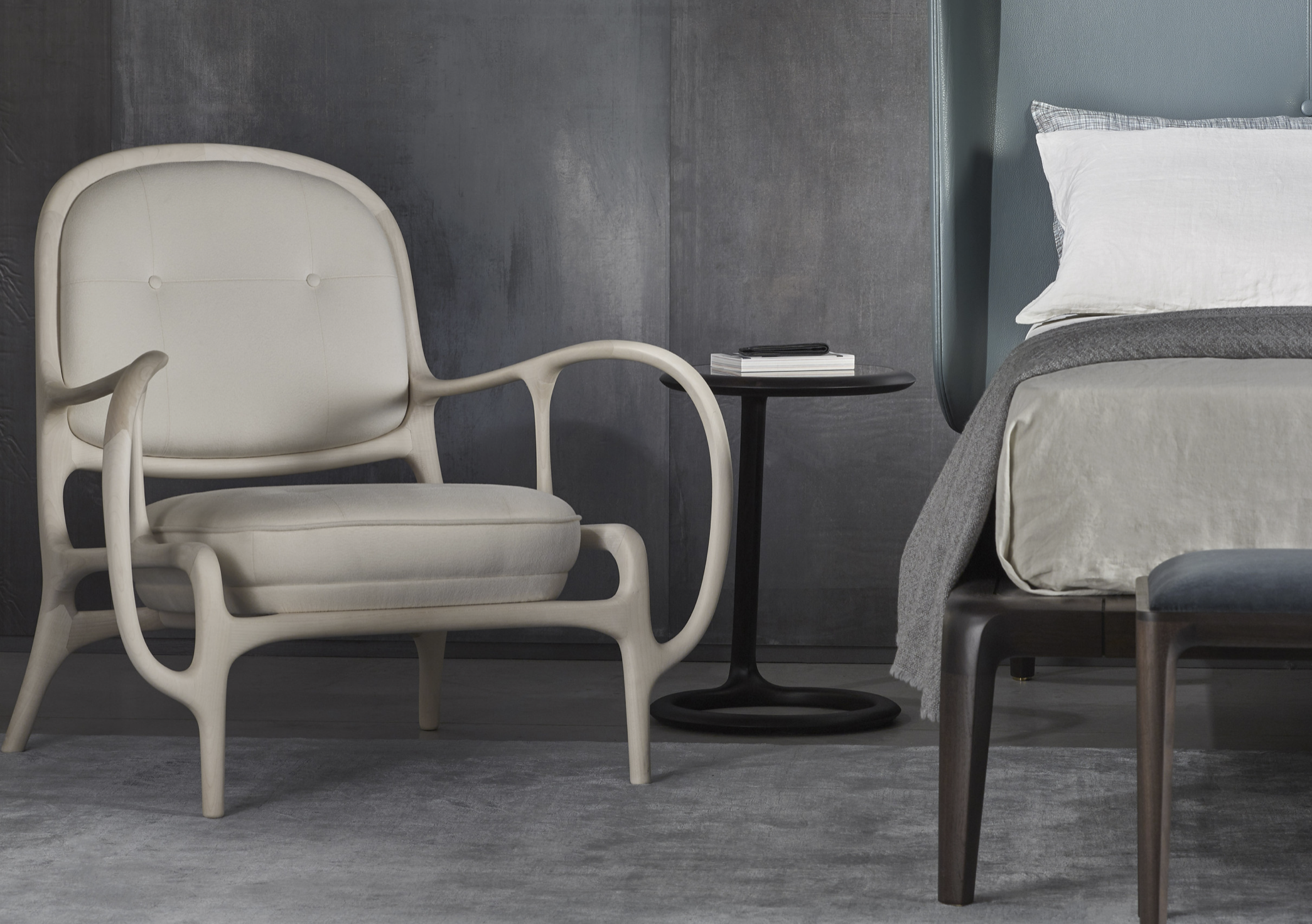 Дизайнерское кресло Twenty Two от Jaime Hayon