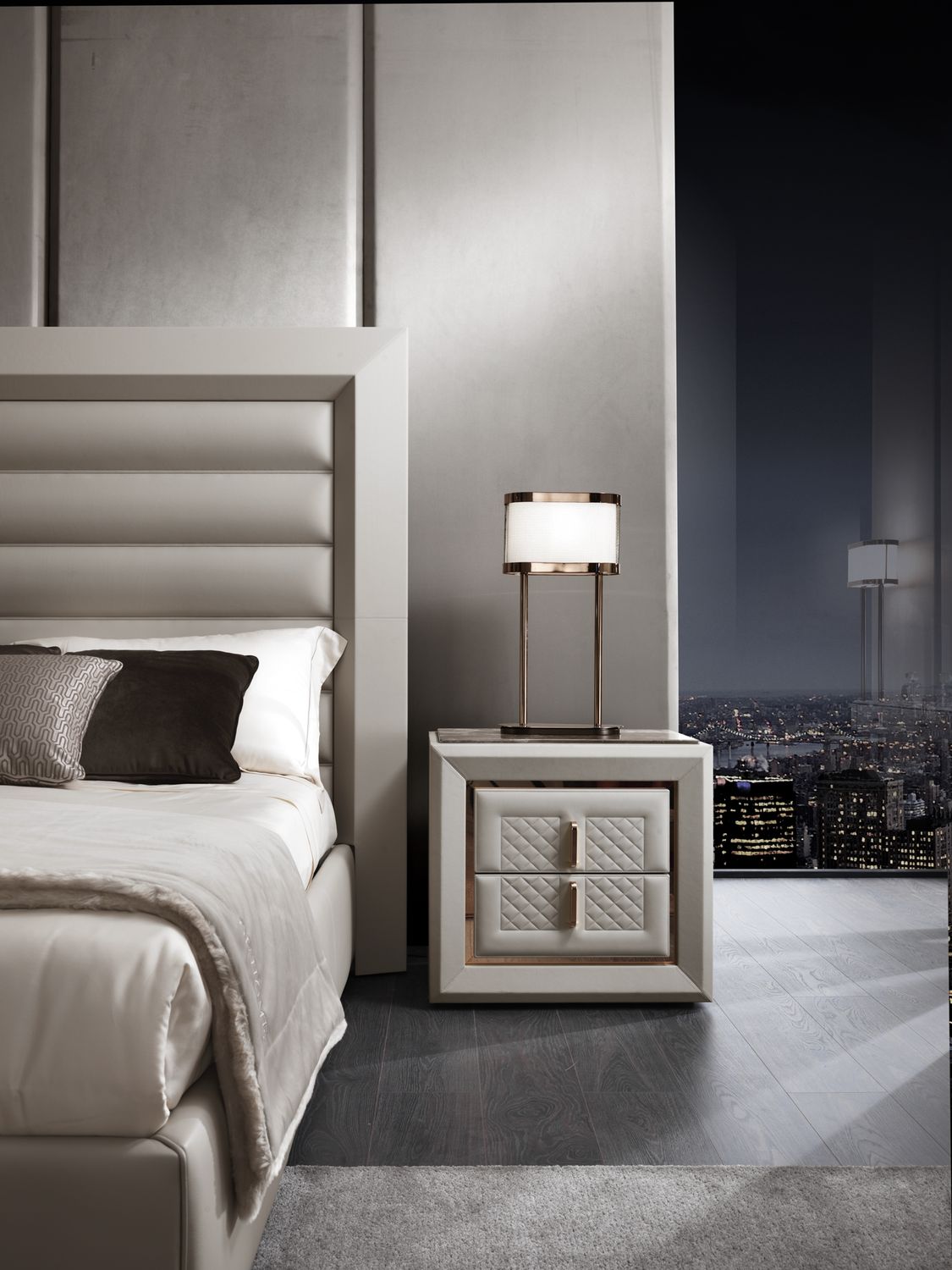 طاولة سرير جانبية مربعة ADLER