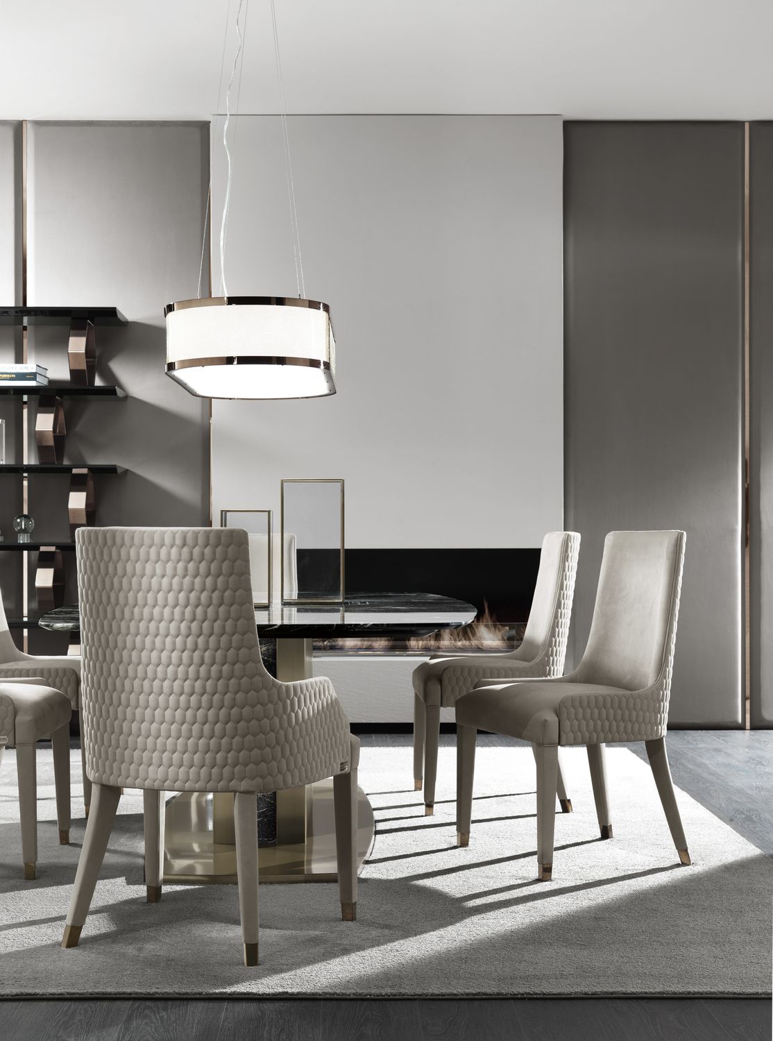 Винтажное кожаное кресло Байрон