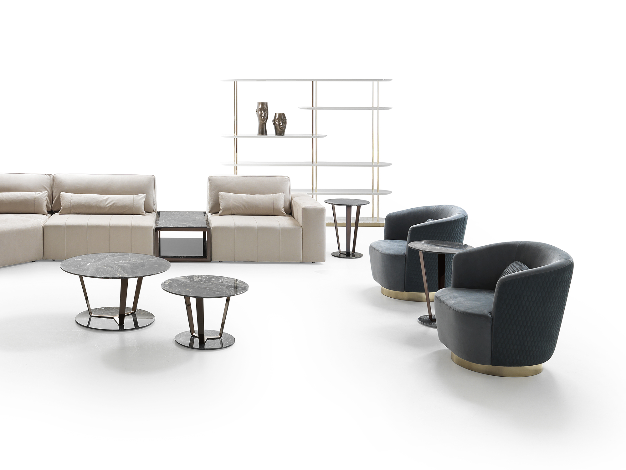 Большое поворотное кресло COCO от DV Home Collection