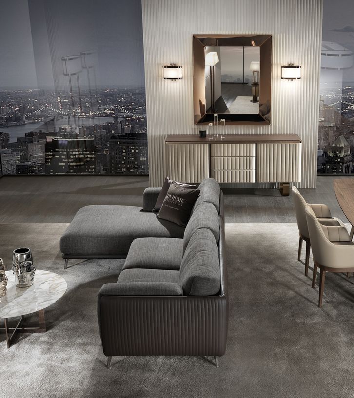 Изысканное итальянское зеркало Tiffany