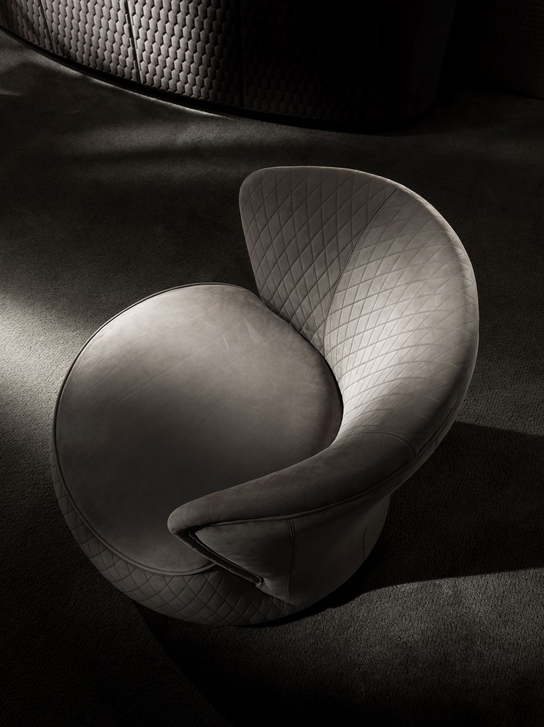 SOHO SWIVEL ARMCHAIR
