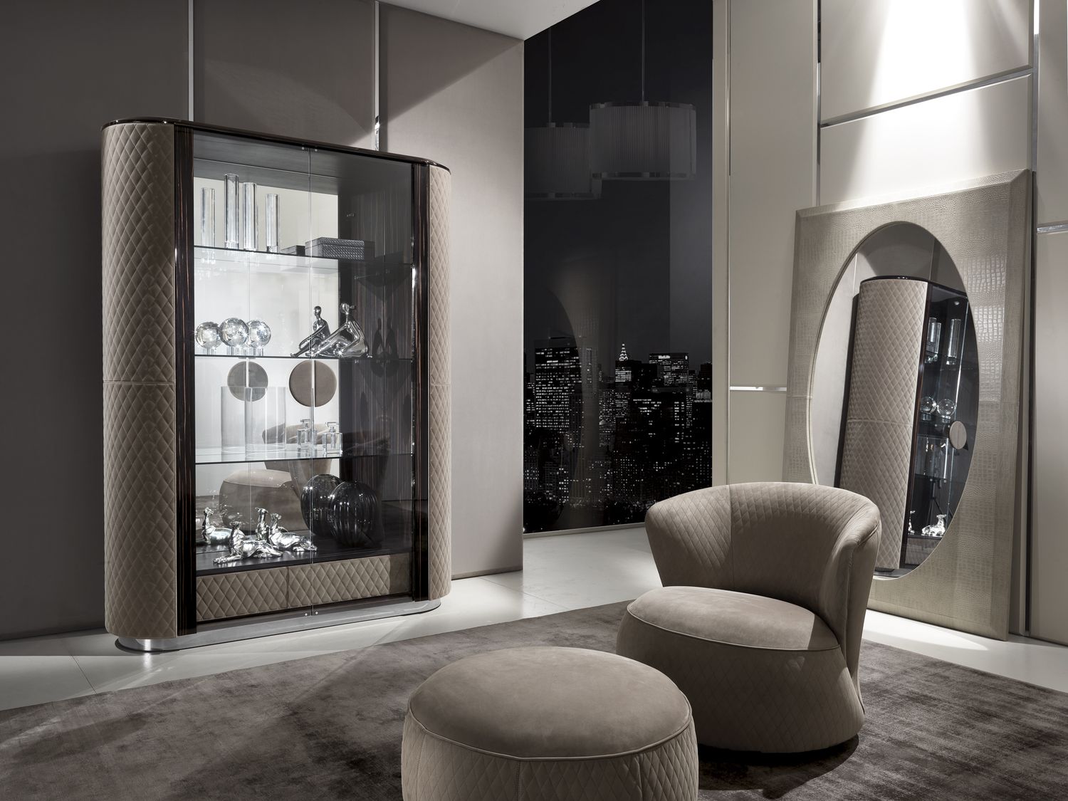 SOHO SWIVEL ARMCHAIR