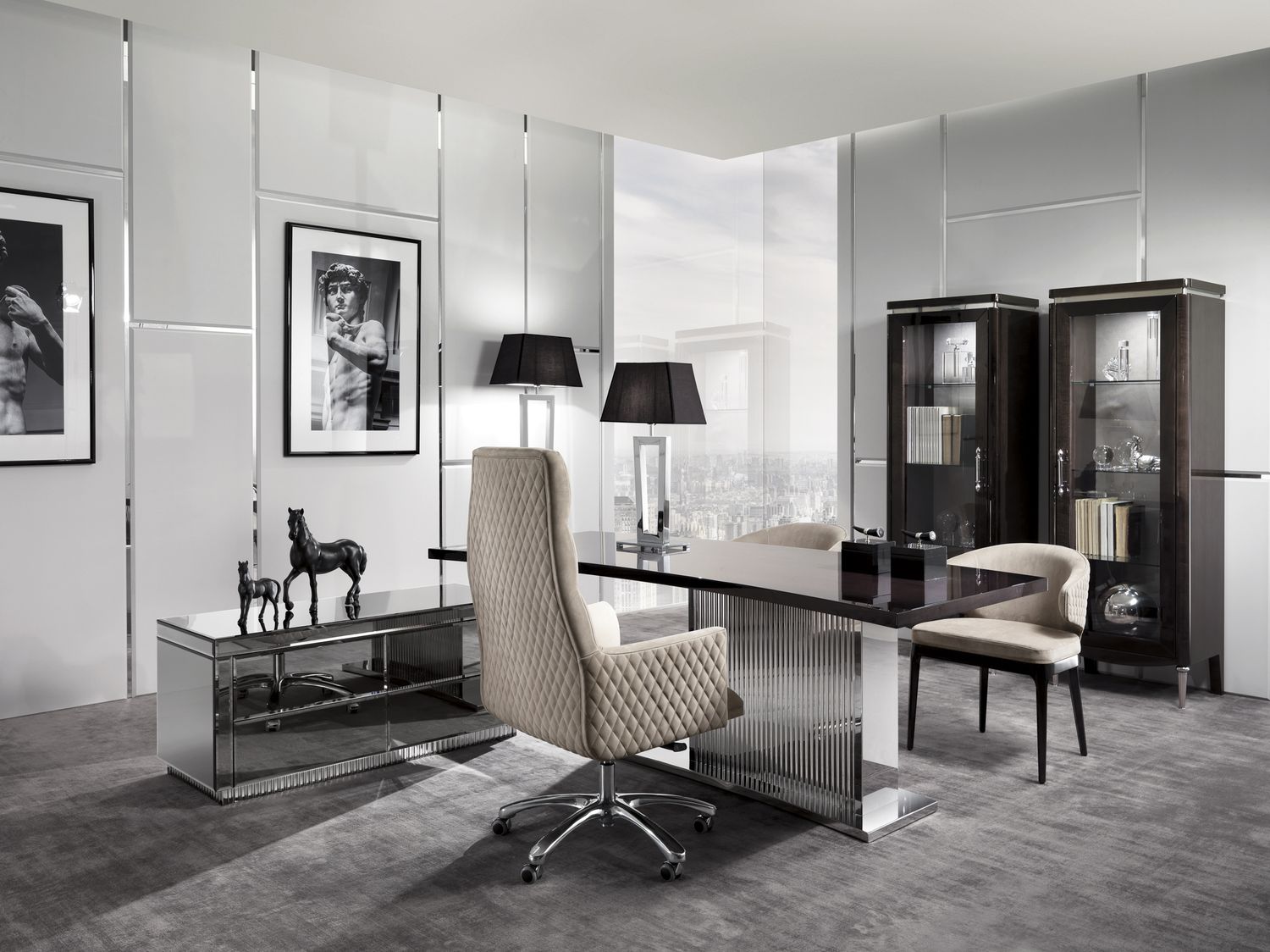 WINDSOR SWIVEL ARMCHAIR