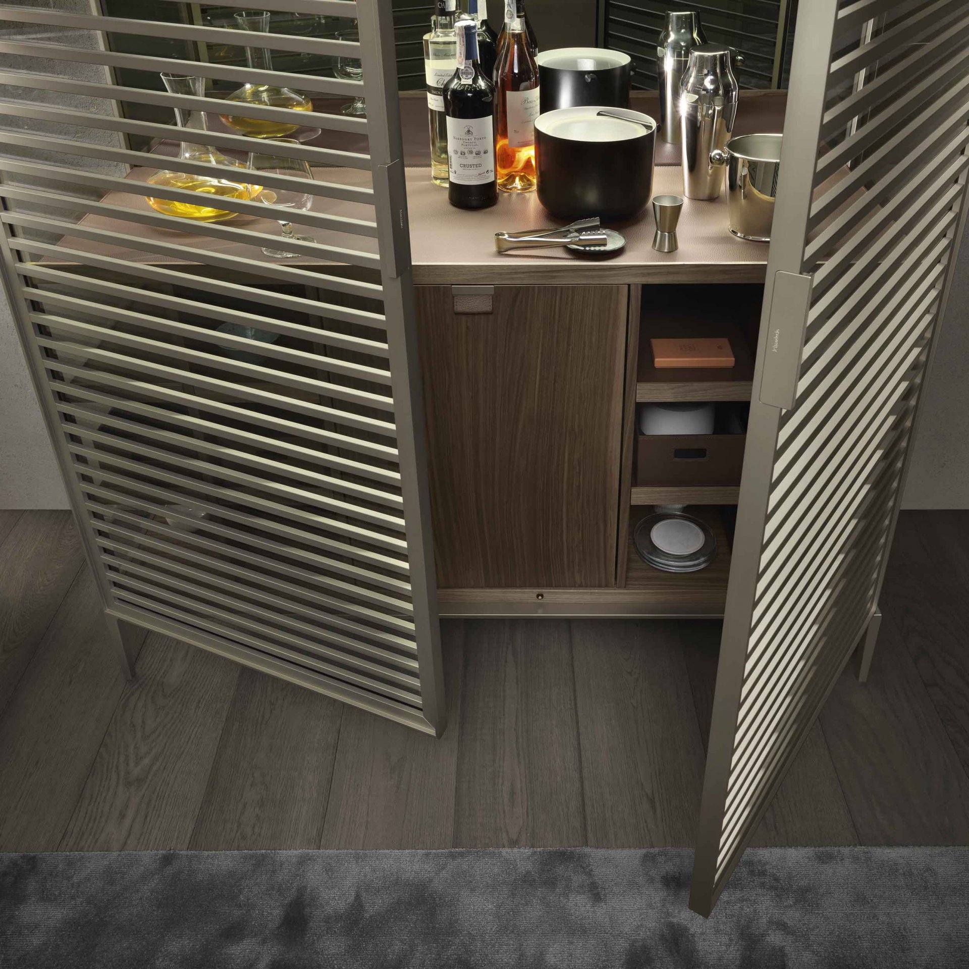 Барный шкаф Alambra