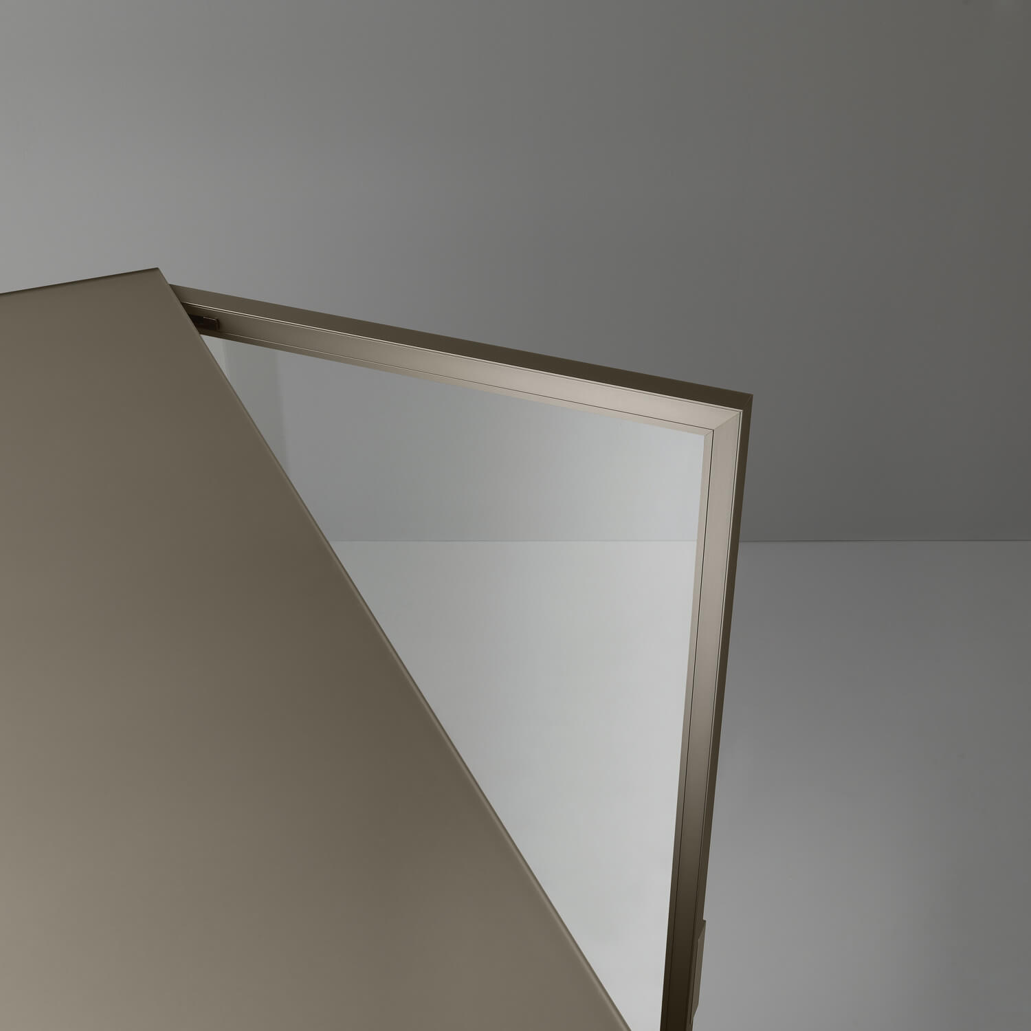 Барный шкаф Alambra