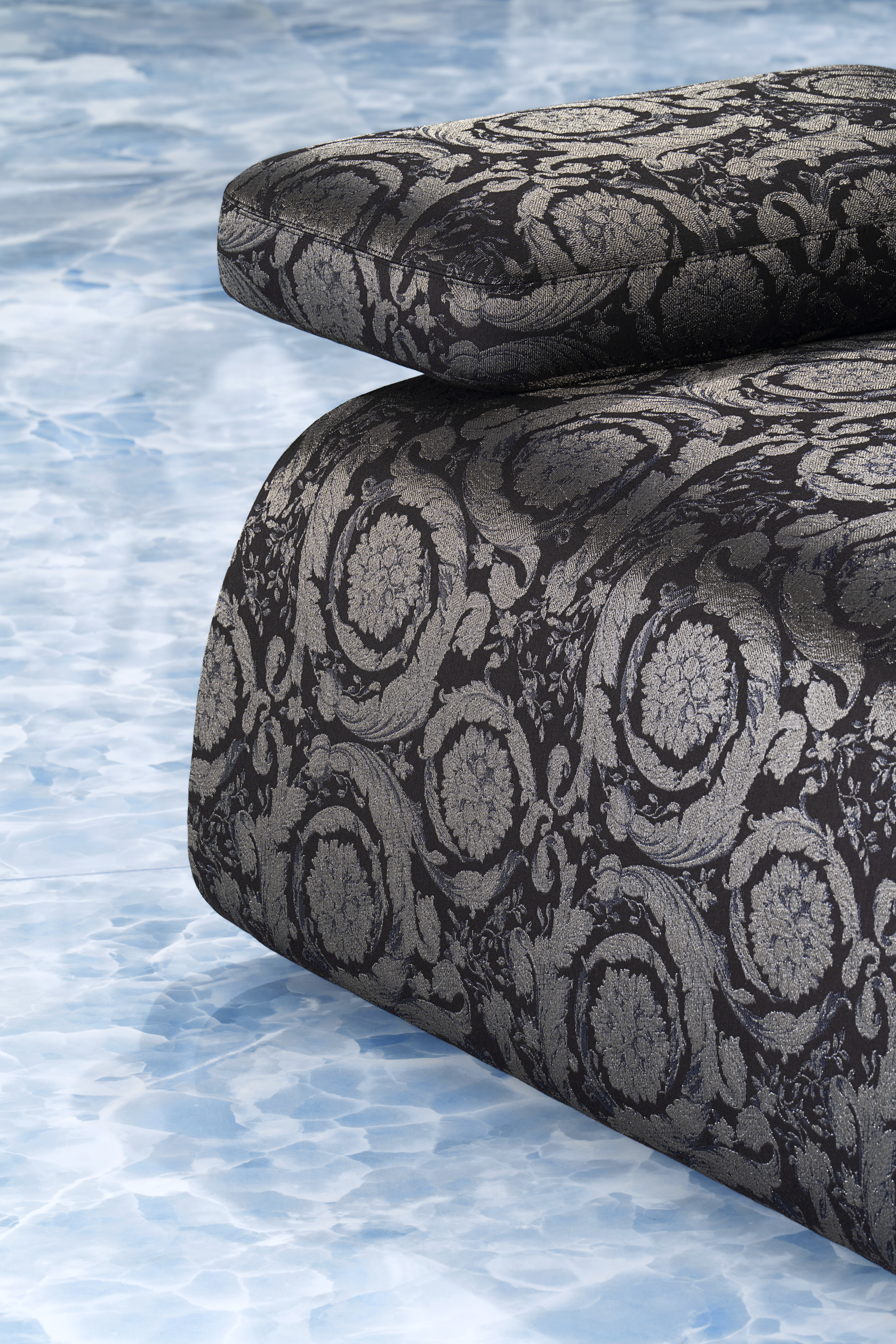 Iconic sectional sofa