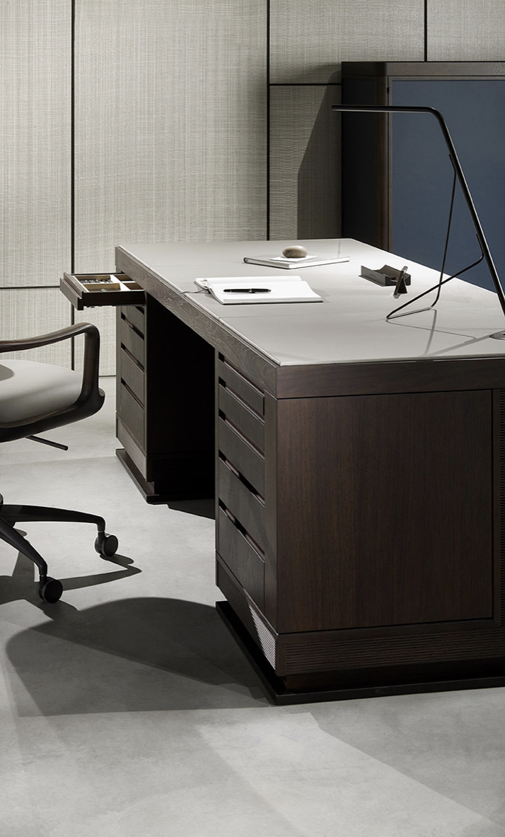 I.C.S. | Desk