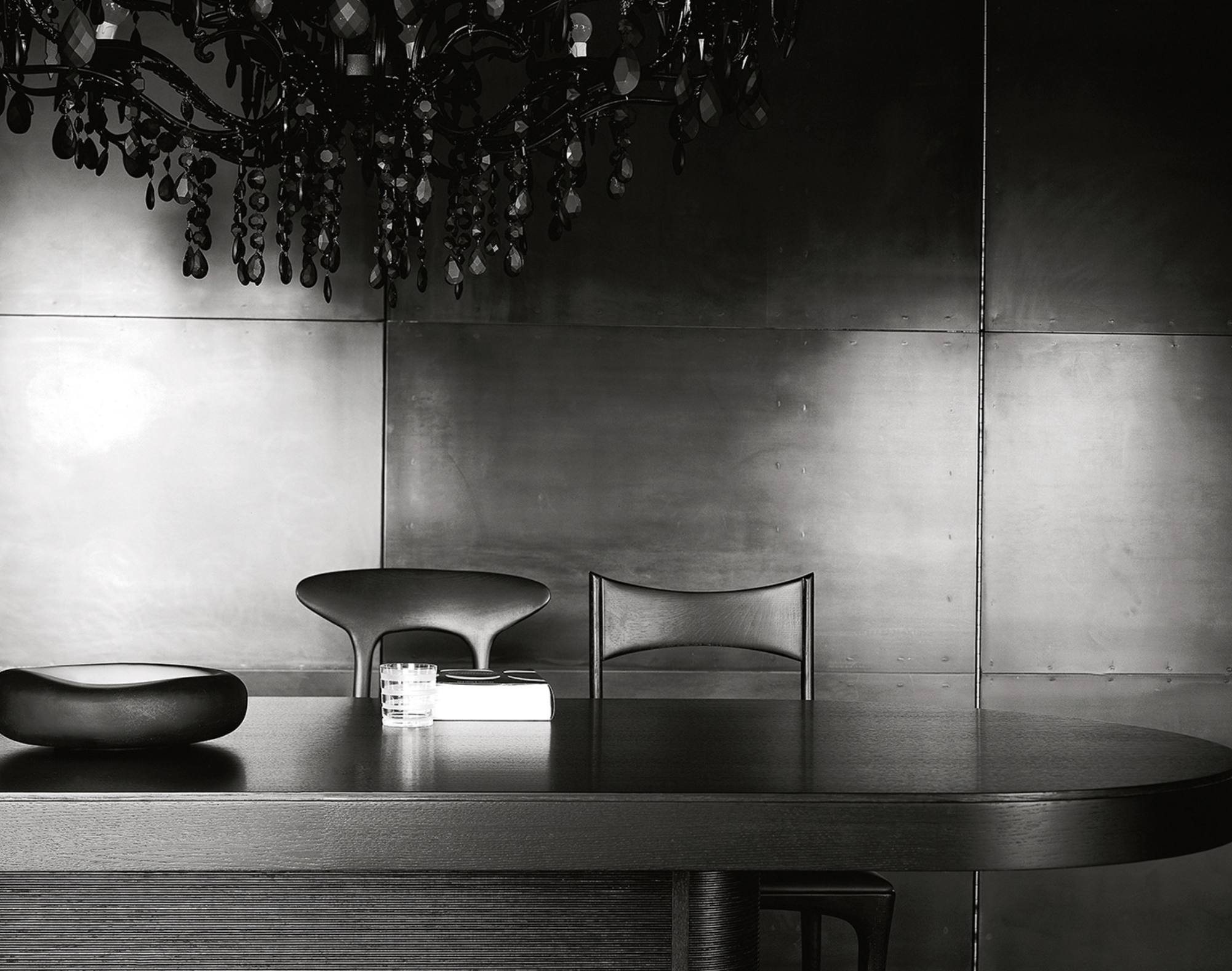 طاولة I.C.S. | تصميم روبرتو لازيروني من Ceccotti Collezioni
