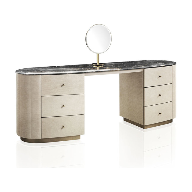 Vogue dress console beauty