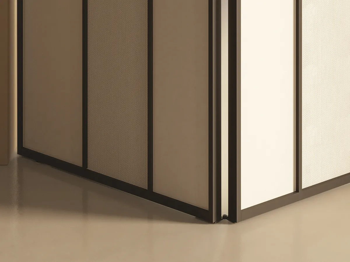 Frameless folding doors