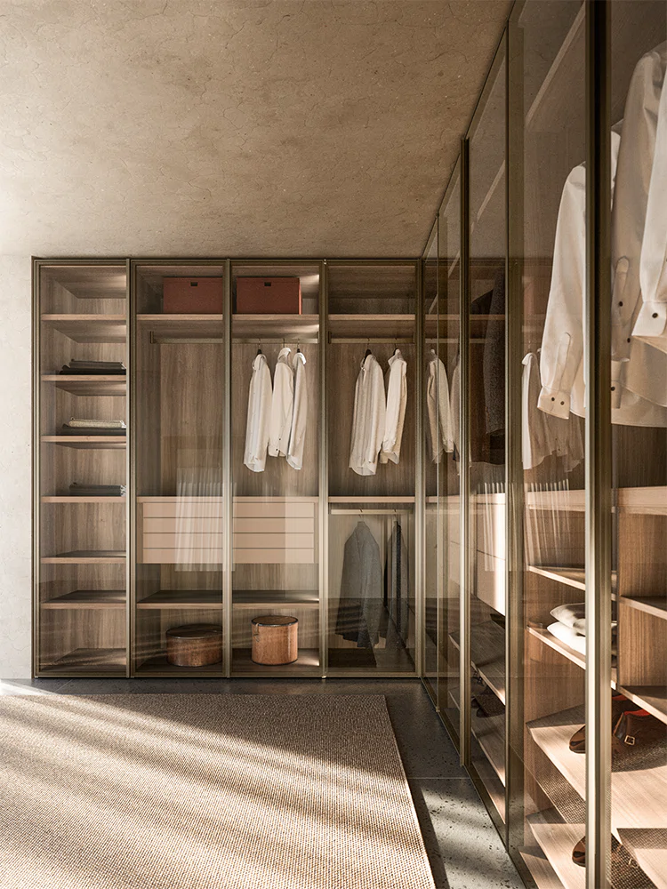 Antibes | Walk-in closet