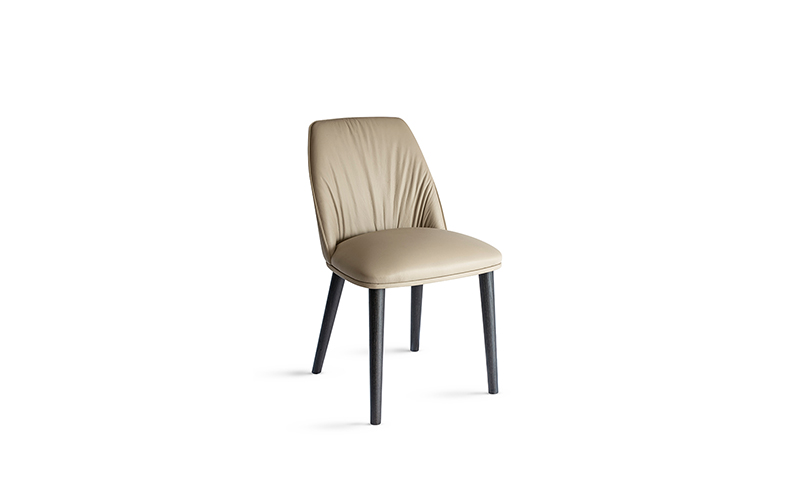 DIVA 4 wooden legs
