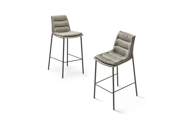 LADY STOOL 4 metal legs