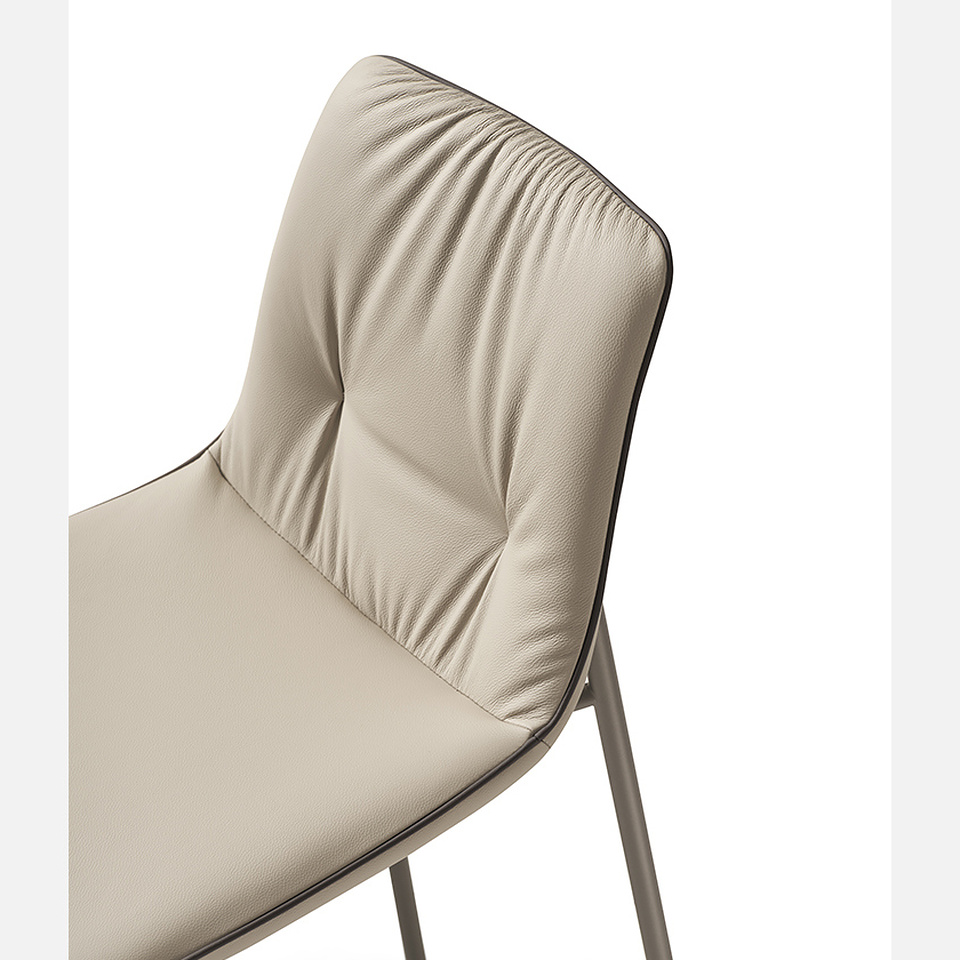 LISA STOOL 4 metal legs
