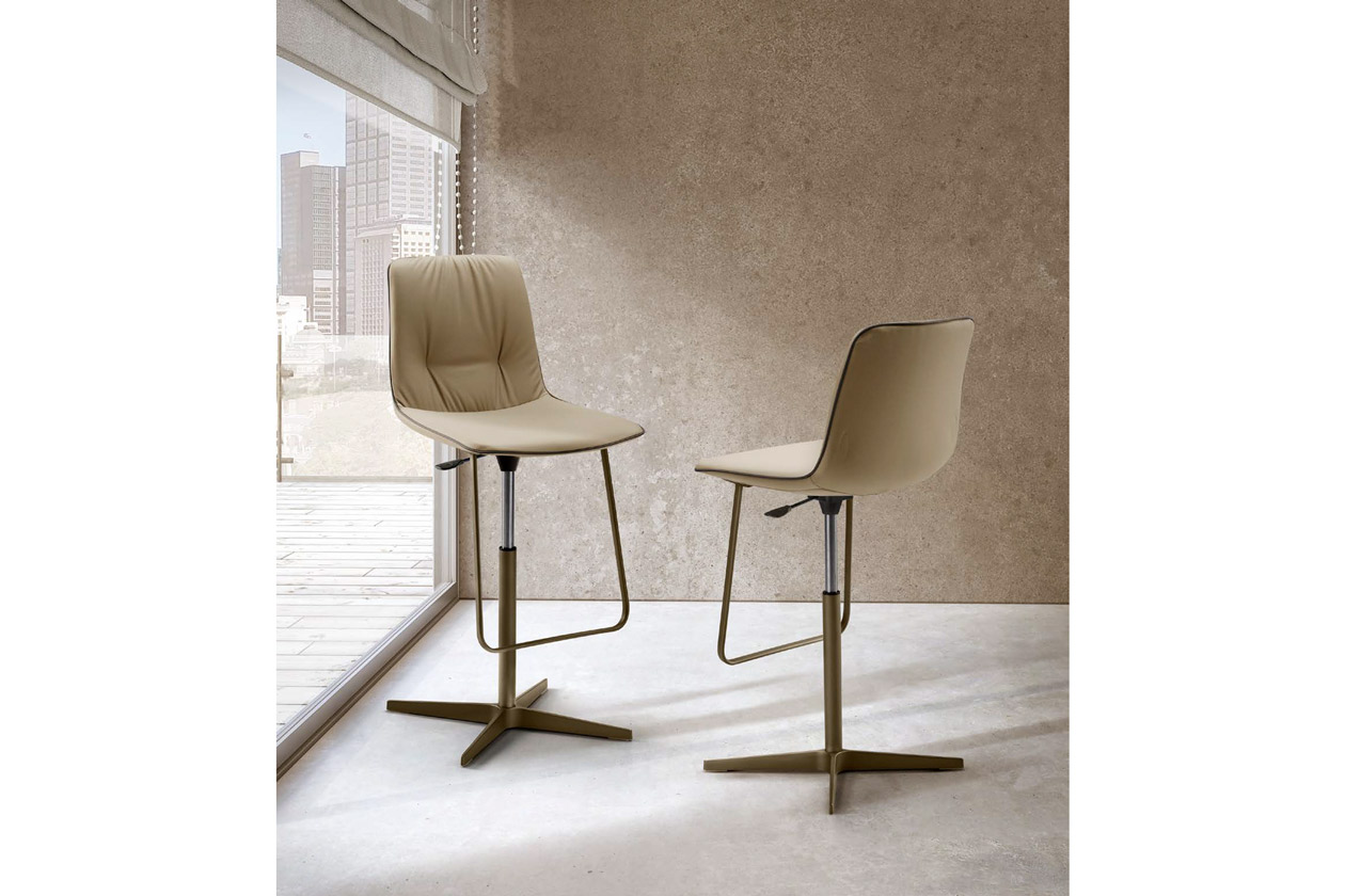 LISA STOOL 4 ways