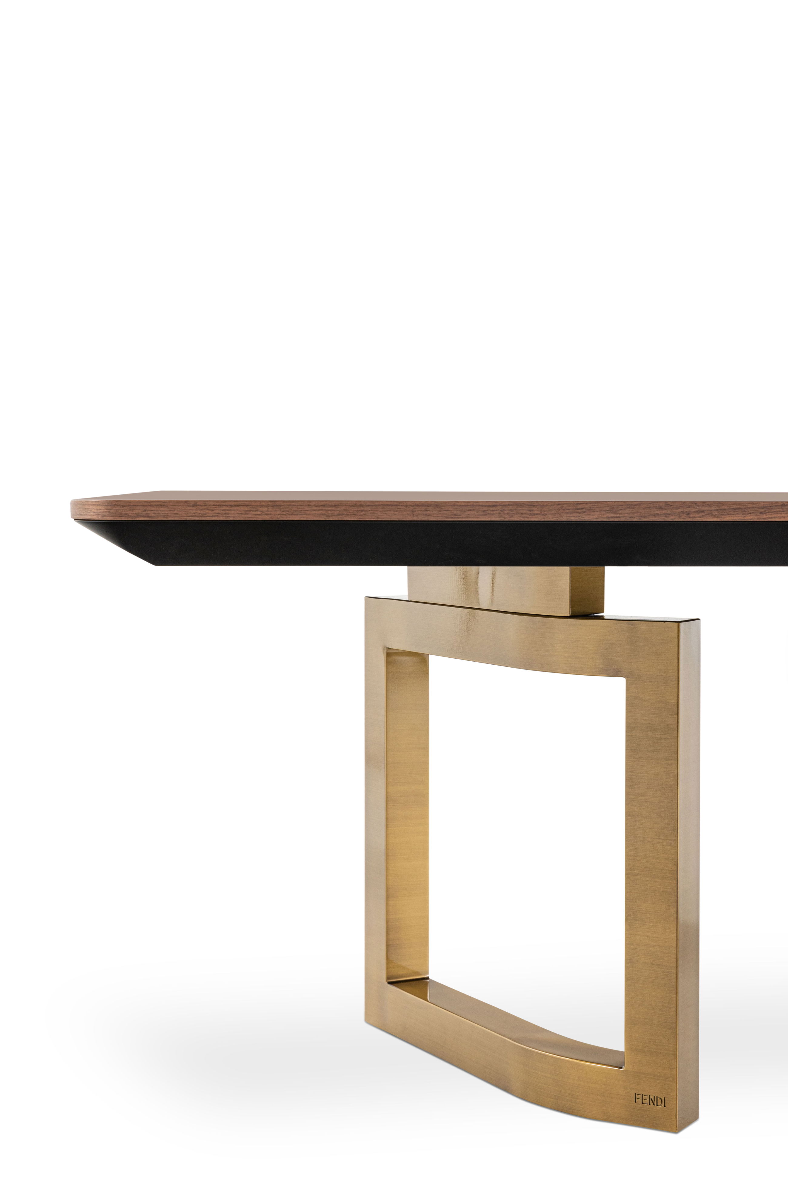 Ford, table