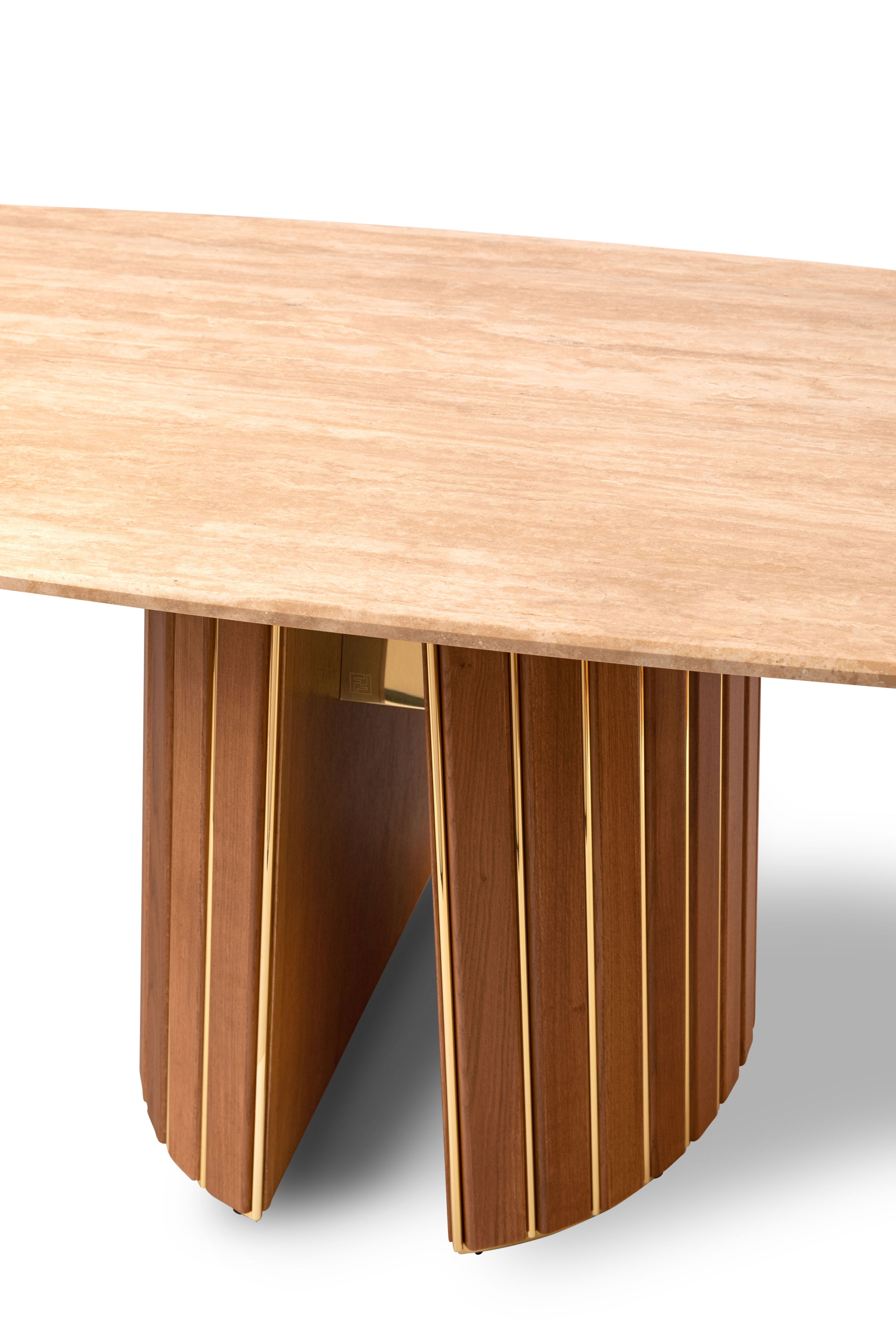 Kiru, table