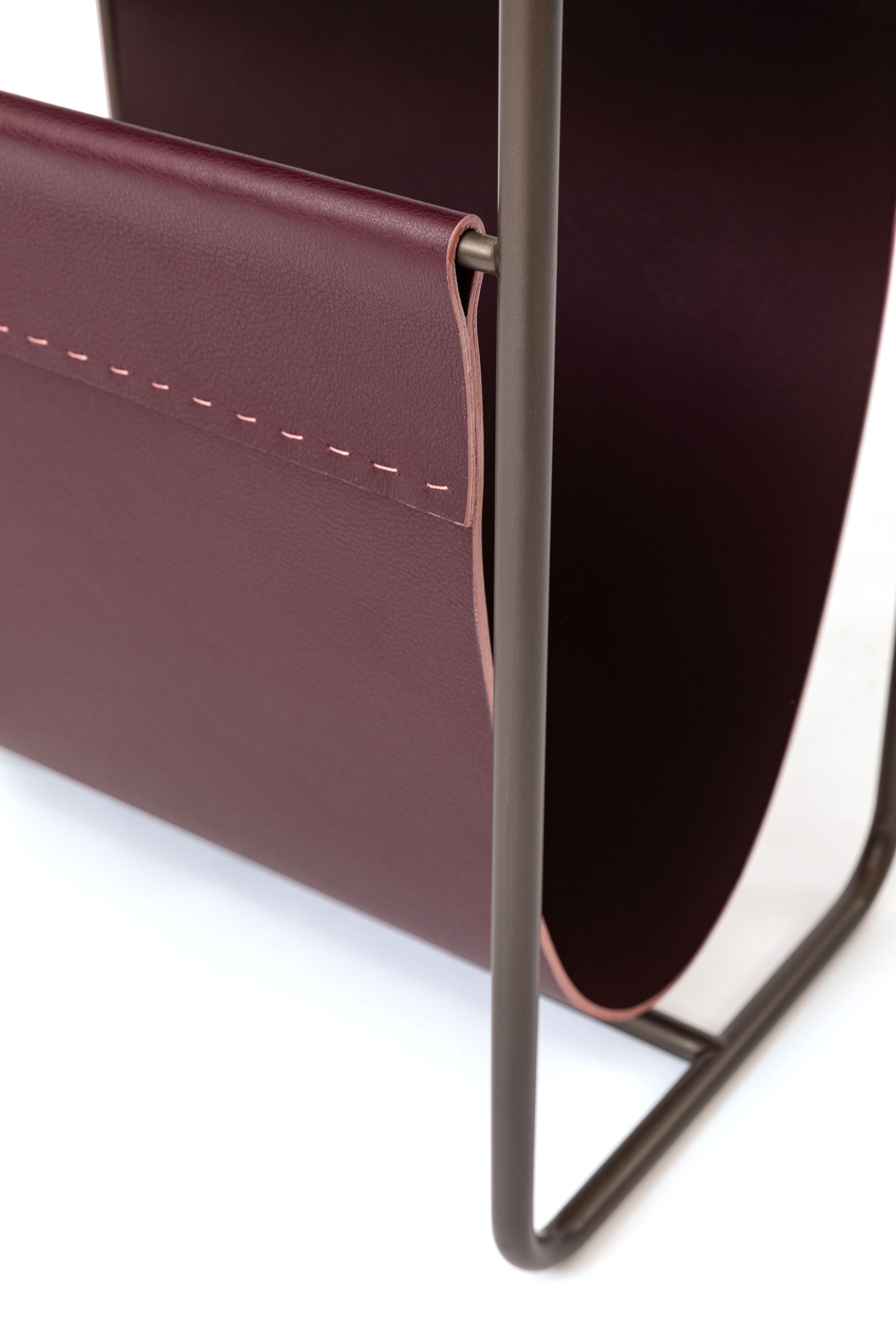 O'lock, side table