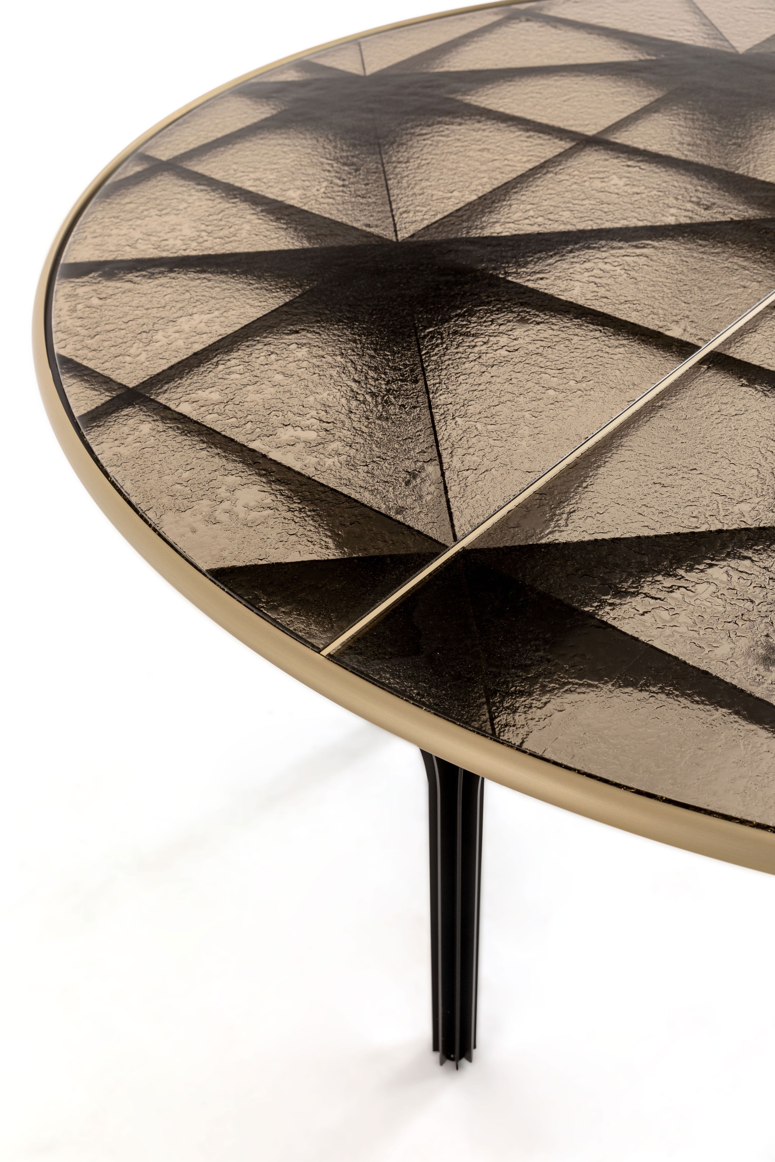 Metropolis, table