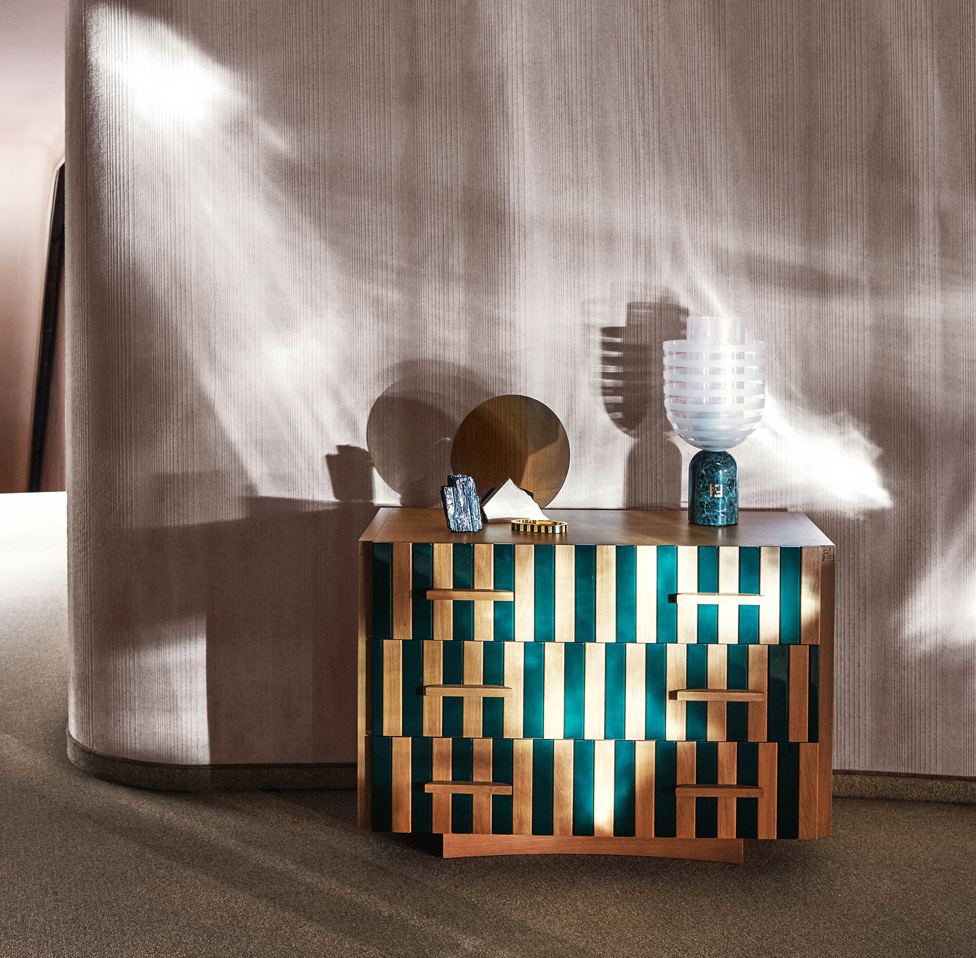 Mirage dresser