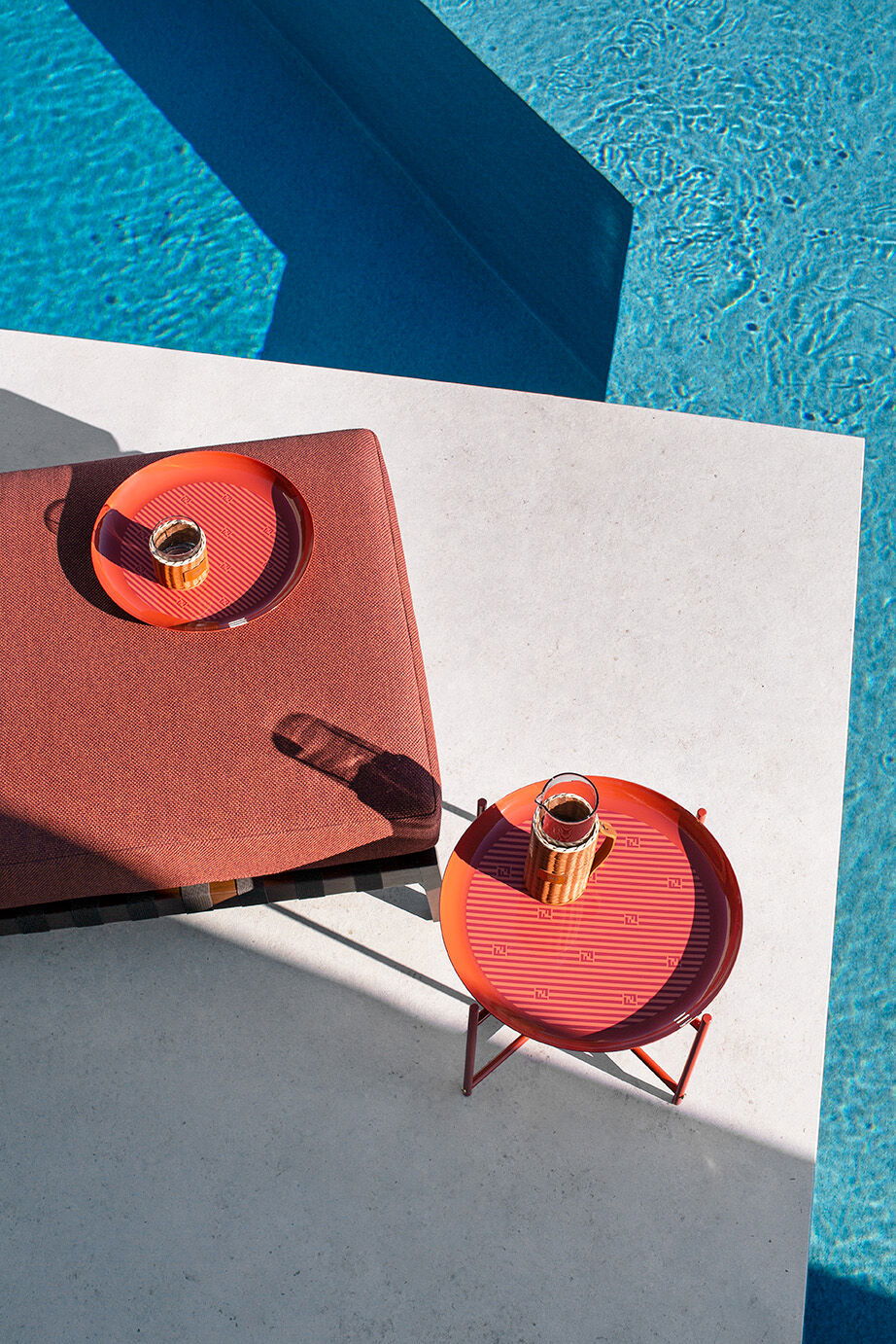 Oblò outdoor low table