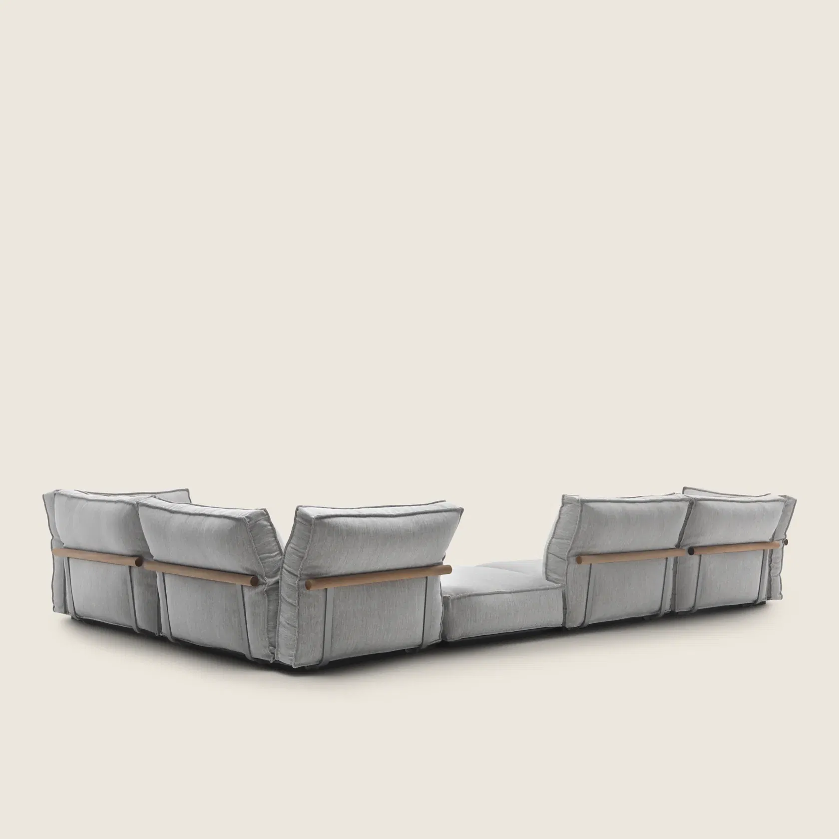 CAMELOT OUTDOOR
