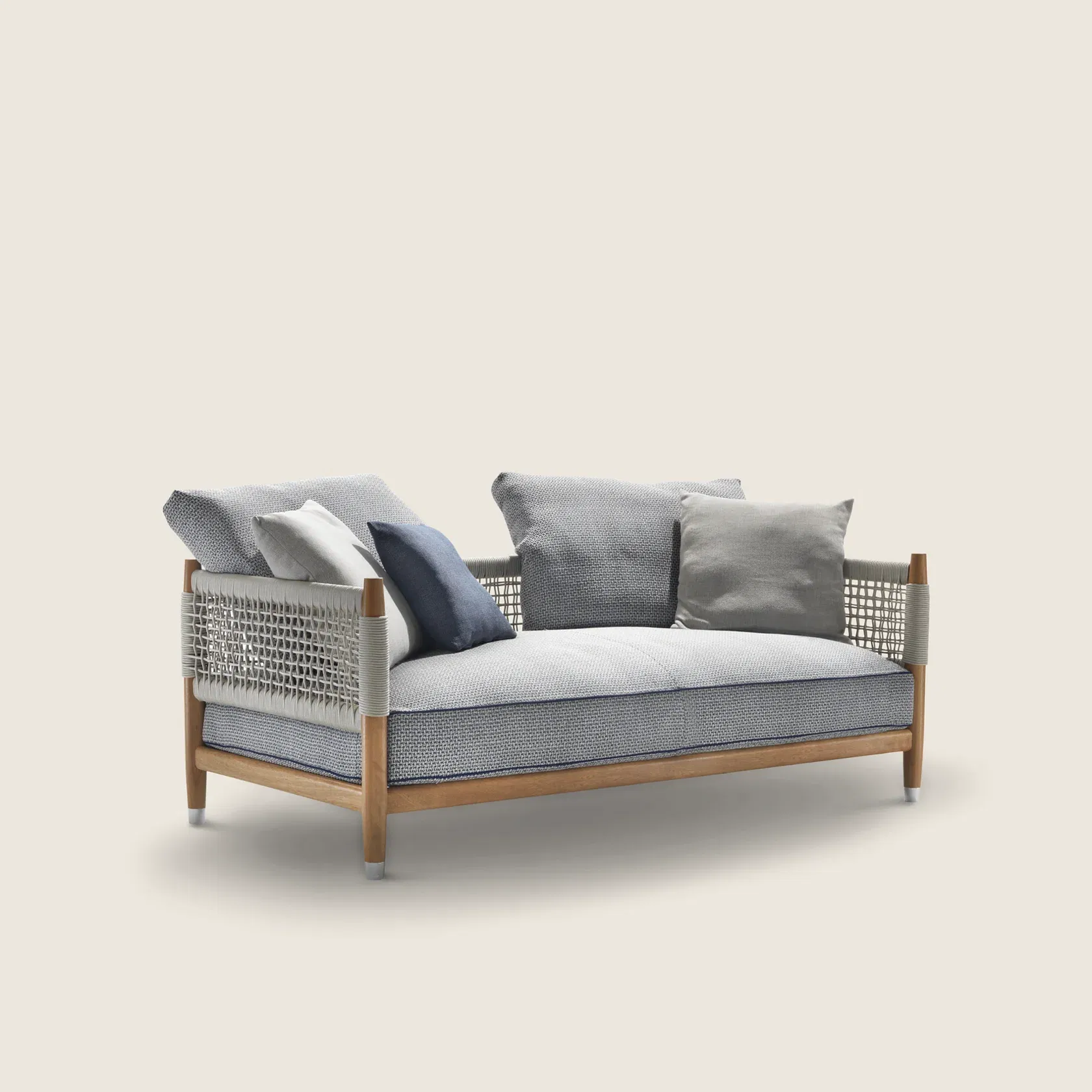 PARKER OUTDOOR