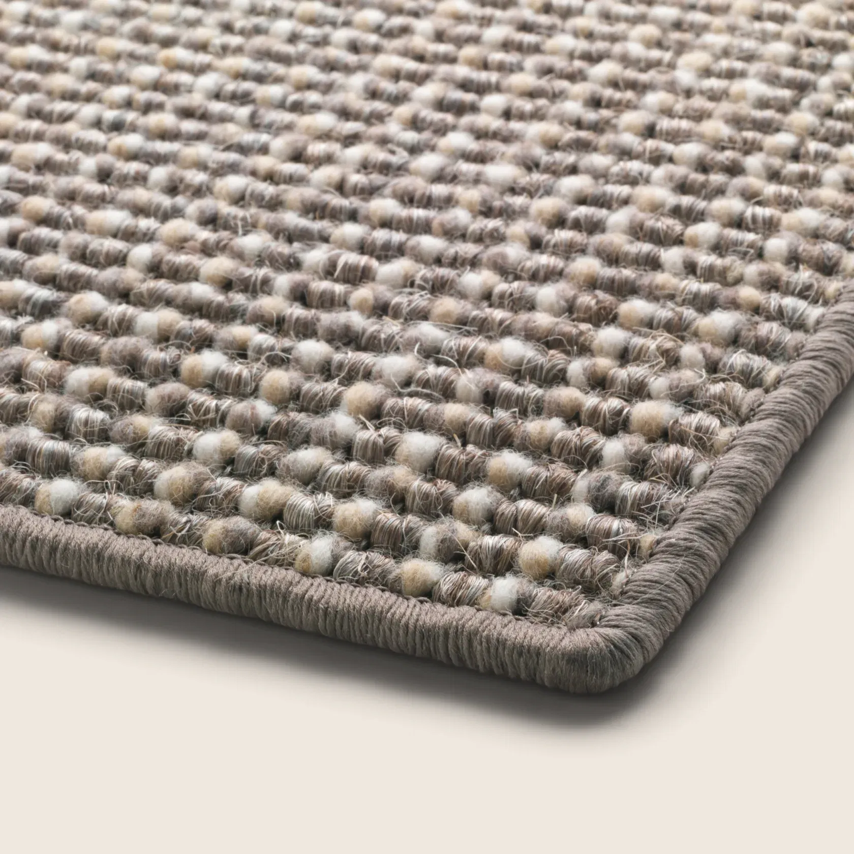 THE RUG COLLECTION