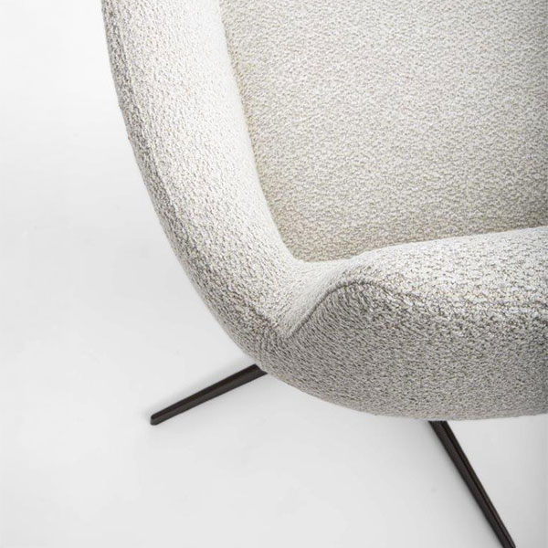 Aura Swivel Chair