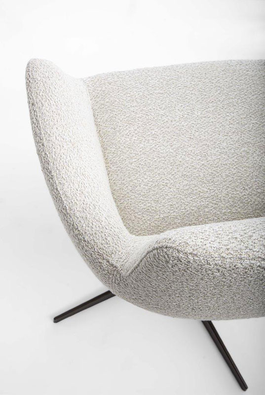 Aura Swivel Chair