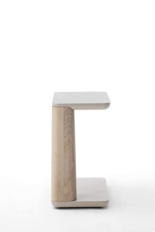 Eccentrico Side Table