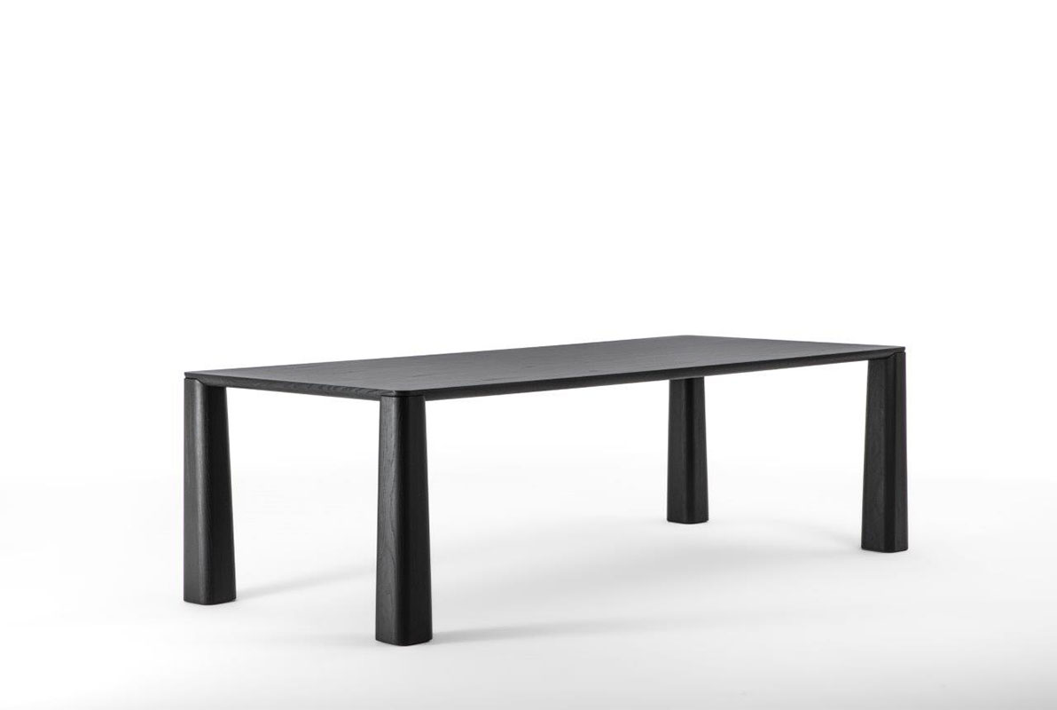 Eccentrico Table