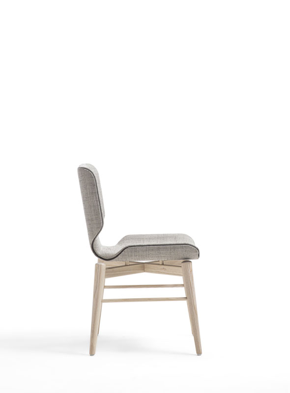 Febe Chair
