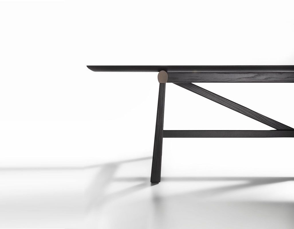 Hashi Dining Table