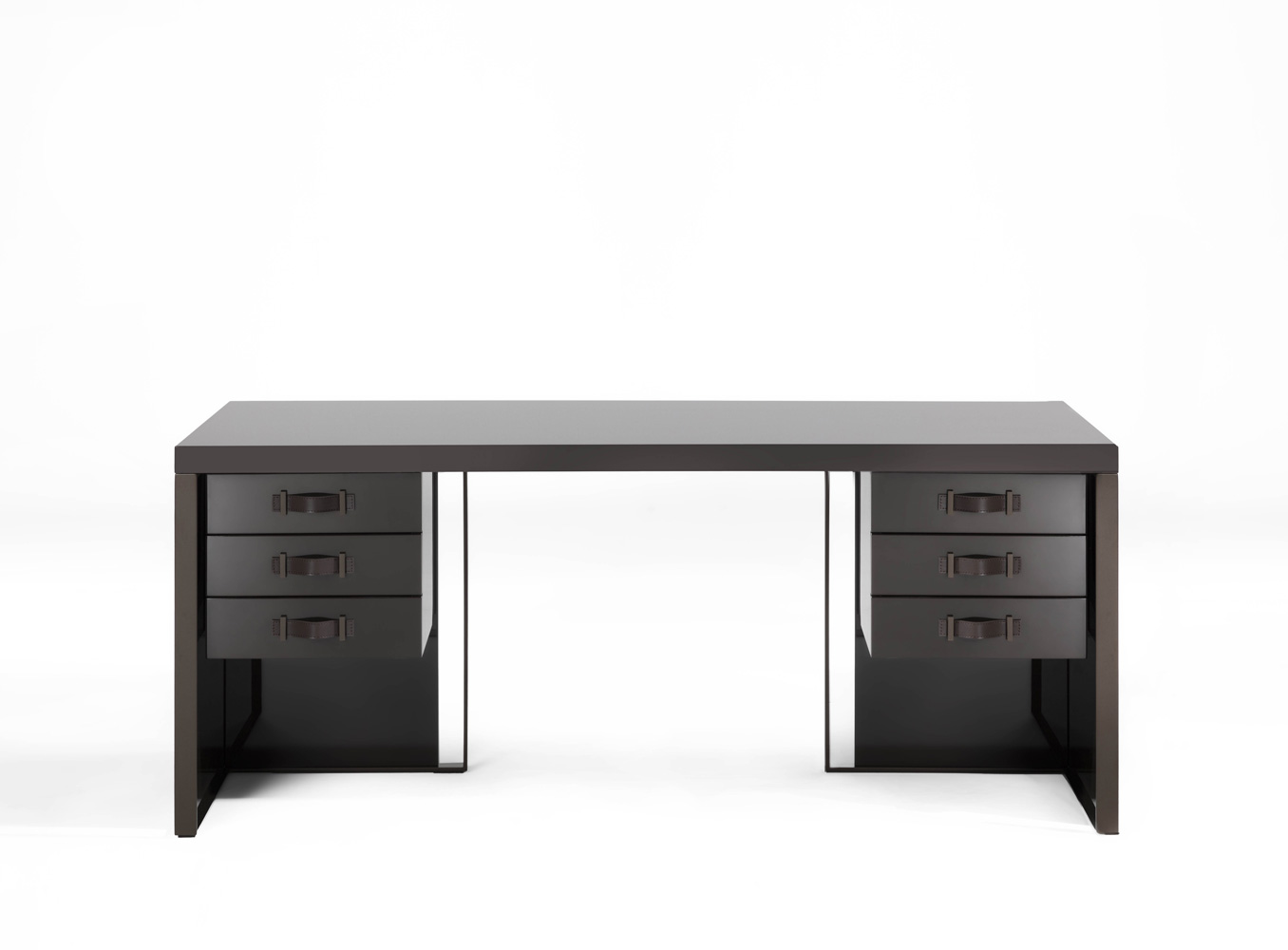 Kobe Desk