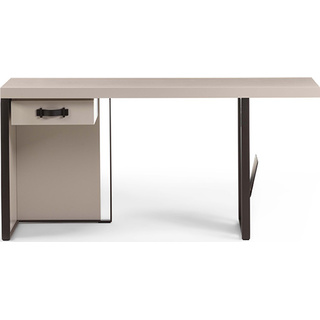Kobe Desk